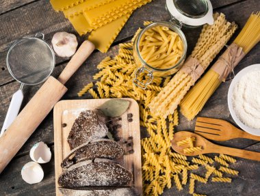 Makarna, spagetti ve un