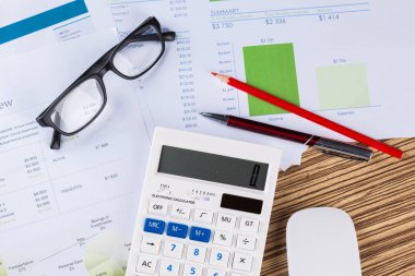 Yazdırılan mali grafik ve grafik