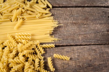 Karışık makarna çeşitleri