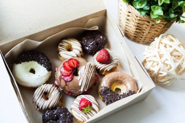 Tatlı ve lezzetli çörekler.