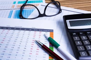 Grafikler ile ofis işyeri