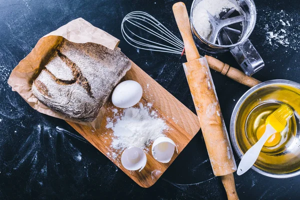 Bakken ingrediënten en gebruiksvoorwerpen sjabloon — Stockfoto