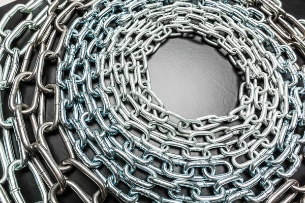 Silný kovový řetěz — Stock fotografie