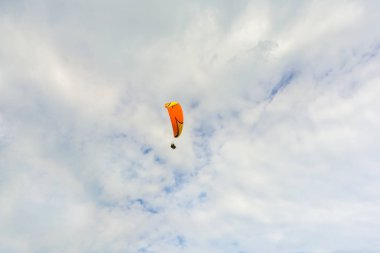 paraplane uçan yüksek up