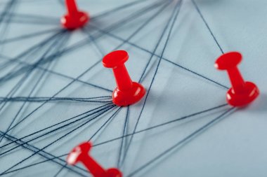 Pin kavramı ile ağ, yakın çekim