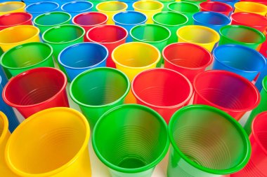 Renkli boş tek kullanımlık plastik gözlük 