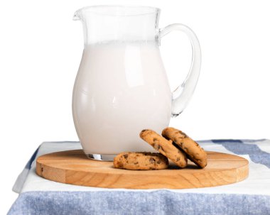 Yakın çekim süt ile sürahi