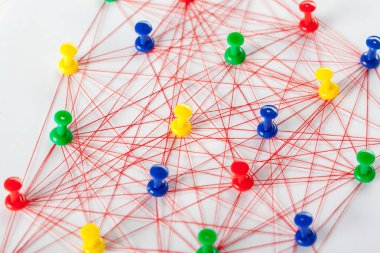 Pin kavramı ile ağ, yakın çekim