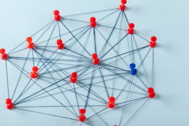 Pin kavramı ile ağ, yakın çekim