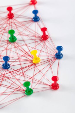 Pin kavramı ile ağ, yakın çekim