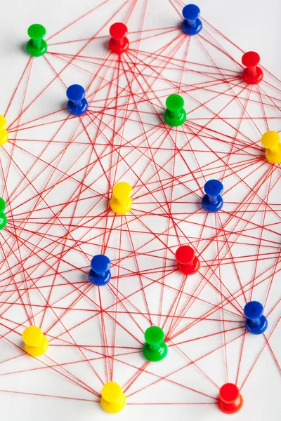 Pin kavramı ile ağ, yakın çekim