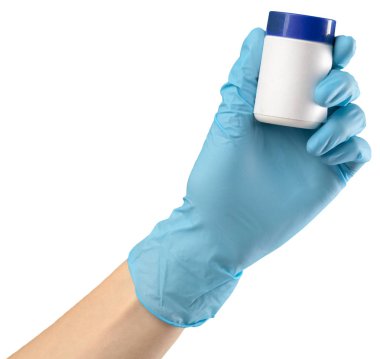 Beyaz zemin üzerinde bir ilaç ile eldivenli elini