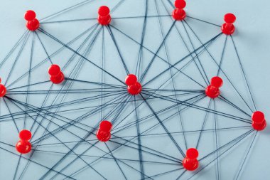 Pin kavramı ile ağ, yakın çekim