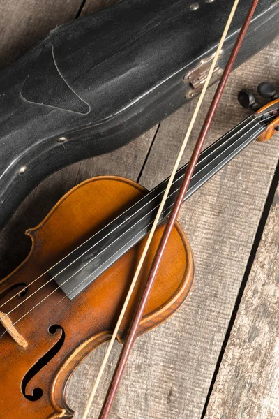 Violino Mesa Madeira Vista Perto — Fotografia de Stock