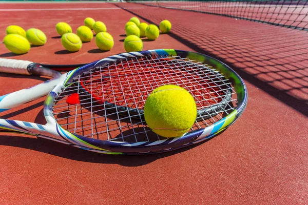 Tenisz Labdák Bíróság Ütők — Stock Fotó