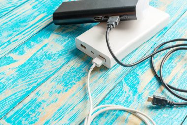 Usb kablo ile güçlü harici pil