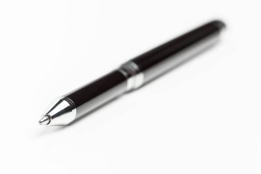 Beyaz bir arka plan üzerinde izole Kırtasiye