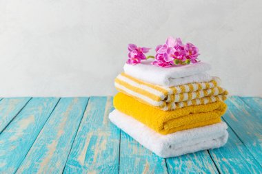 havlu orkide çiçek ile yakın çekim