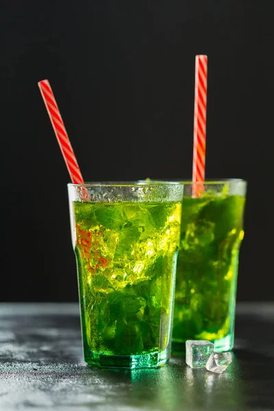 Nyári Friss Mojito Koktél — Stock Fotó