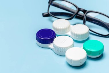 gözlük, kontakt lensler, vizyon kavramı