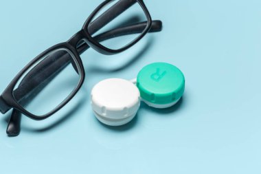 gözlük, kontakt lensler, vizyon kavramı