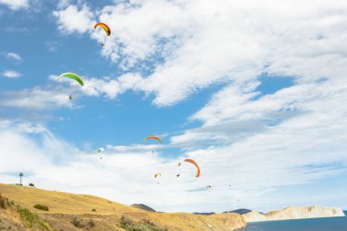 paraplanes uçan yüksek up