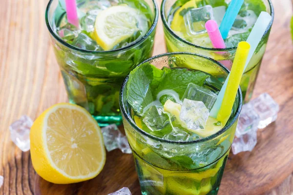 Fresh Lemonade Ice — Stock Photo, Image