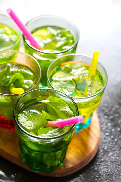 Summer Fresh Mojito Cocktails — Stock Photo, Image