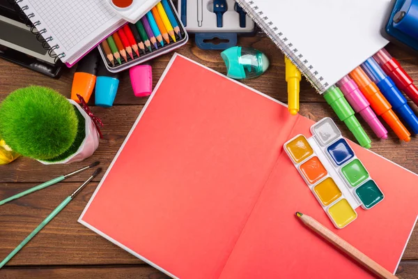 Desk Cluttered Office Supplies — Stock Photo, Image