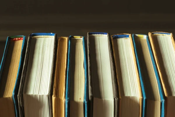 Régi Fából Készült Tábla Iskola Oktatási Koncepció Közelről Könyvek — Stock Fotó