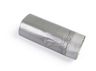 Beyaz arkaplanda izole edilmiş plastik çöp torbaları