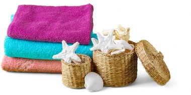 Beyaz arka plan üzerinde izole spa banyo duş öğeleri