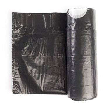Beyaz arkaplanda izole edilmiş plastik çöp torbaları