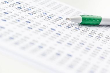 Yakın görünümünü test cevapları ile skor sayfası