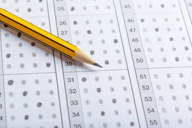 Yakın görünümünü test cevapları ile skor sayfası