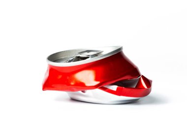 Beyaz arka plan üzerinde buruşuk Alüminyum miyim