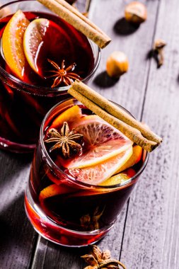 Noel mulled şarap gözlük