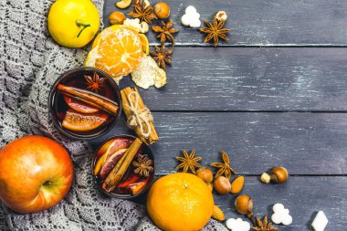 Noel mulled şarap gözlük