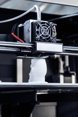 Beyaz 3D yazdırma parçası