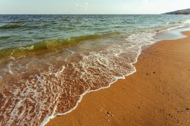 küçük dalgalar deniz sahil