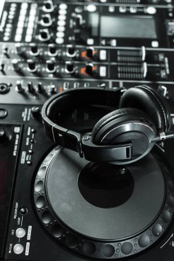 DJ ekipmanları yakın çekim studio