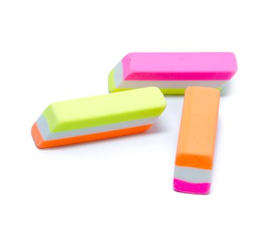 Beyaz bir arka plan üzerinde izole silgi