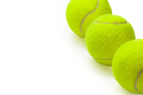 Close Van Tennisballen Geïsoleerd Witte Achtergrond — Stockfoto