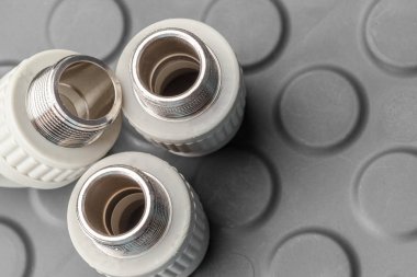 Araçlar ve sıhhi tesisat işleri için malzemeler