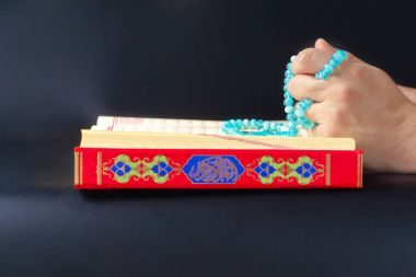 Kuran - Müslümanların kutsal kitabı