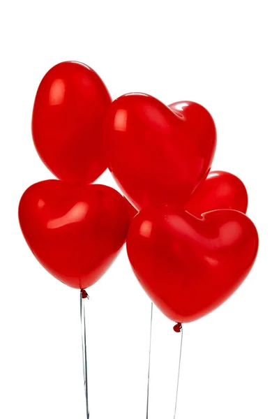 Globos de aire. Ramo de globos de lámina en forma de corazón rojo — Foto de Stock