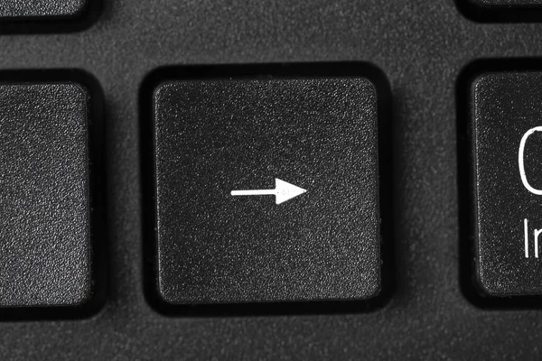 Fekete laptop billentyűzet közeledik. kreatív fotó. — Stock Fotó