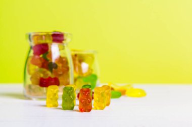 Masada şekerli şişeler