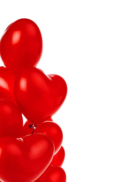 Luftballons. Bündel roter herzförmiger Folienballons — Stockfoto