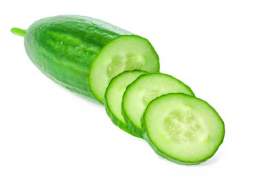 Salatalık beyaz arka planda izole edilmiş. Yaratıcı Fotoğraf.